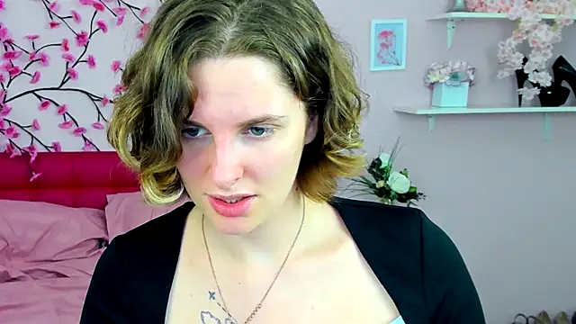 SabrinaRayX online show from 13, 10, 2025