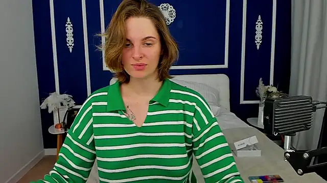 SabrinaRayX online show from 27, 10, 2025