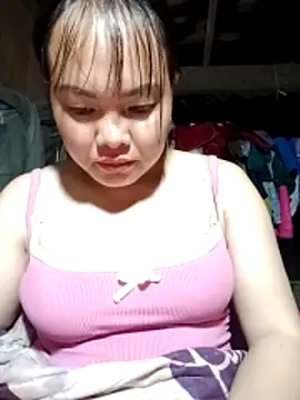 Snapshot of emilyzz chatting on 12, 5, 2026 emilyzz online show from 12, 5, 2026
