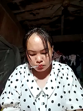 Snapshot of emilyzz chatting on 23, 4, 2026 emilyzz online show from 23, 4, 2026