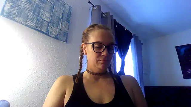 Ariasweetaspie online show from 9, 10, 2025