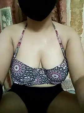 hornykhushbu online show from 23, 9, 2025