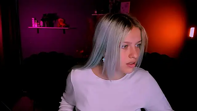 kaela spell  online show from 17, 10, 2025