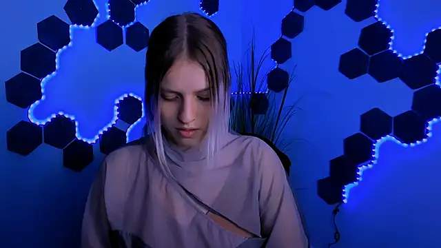 kaela spell  online show from 15, 5, 2026