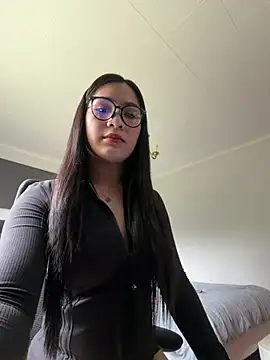 ZoeyJohnson online show from 23, 2, 2026