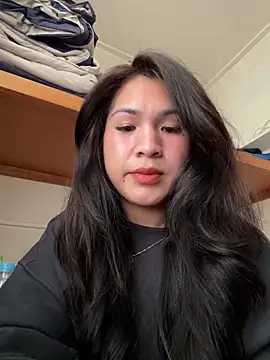 Snapshot of ZoeyJohnson chatting on 12, 10, 2025 ZoeyJohnson online show from 12, 10, 2025