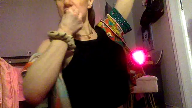 Texxaspearl online show from 12, 3, 2026