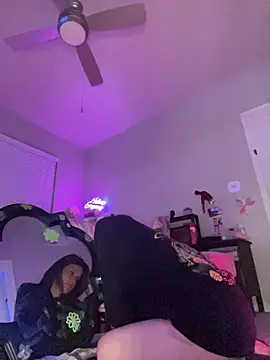 Texxaspearl online show from 12, 1, 2026