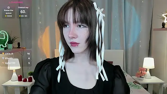 JessieRich online show from 10, 11, 2025