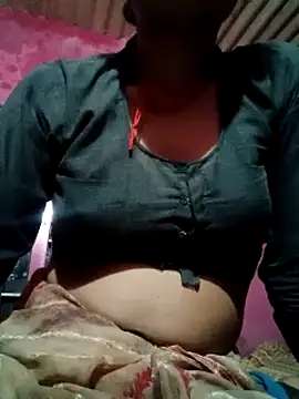 Snapshot of cutrashmi_hot473 chatting on 6, 10, 2025 cutrashmi hot473 online show from 6, 10, 2025