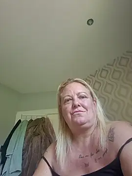 prettysexy2711 online show from 6, 10, 2025