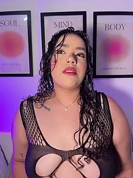 krisstenSantos online show from 22, 6, 2026