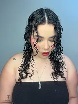 krisstenSantos online show from 1, 12, 2025