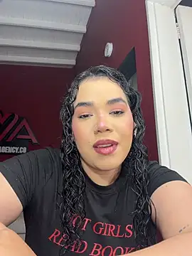 krisstenSantos online show from 17, 2, 2026