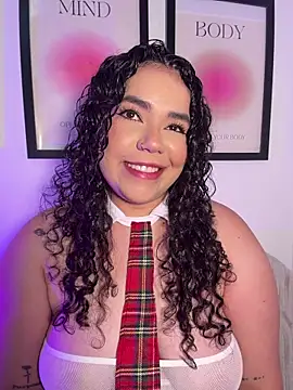 krisstenSantos online show from 28, 7, 2026