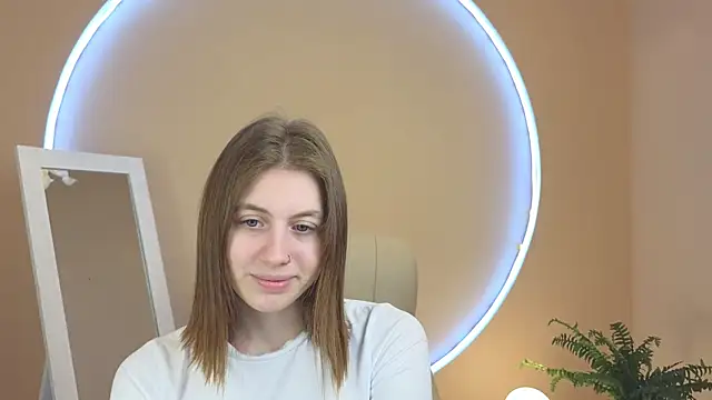 Pink Muse online show from 14, 11, 2025