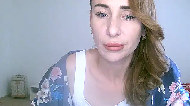 Eliza-Tastys-  online show from 26, 9, 2025