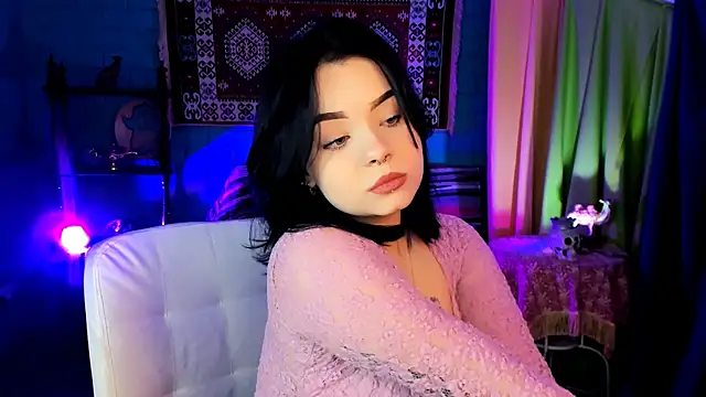 Snapshot of leslierowe_ chatting on 21, 11, 2025 leslierowe online show from 21, 11, 2025