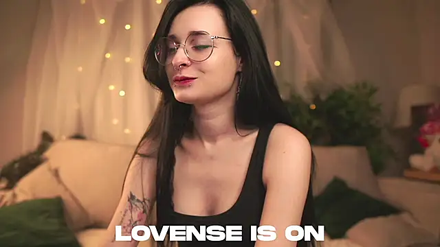 DarcyAspacio online show from 1, 2, 2026