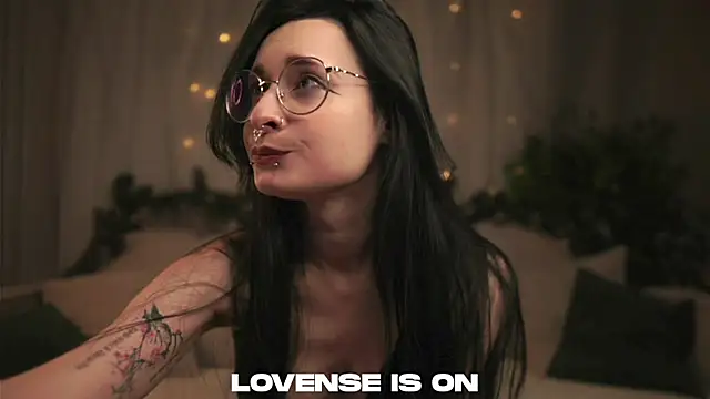 DarcyAspacio online show from 12, 1, 2026