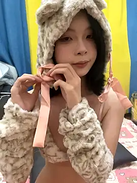 qiqi x online show from 10, 10, 2025