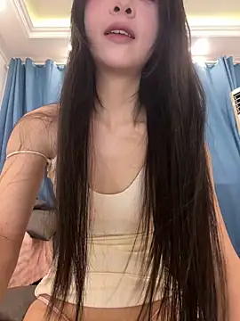 qiqi x online show from 9, 11, 2025