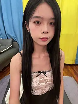 qiqi x online show from 14, 10, 2025