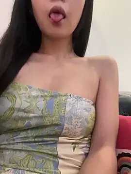 qiqi x online show from 22, 12, 2025