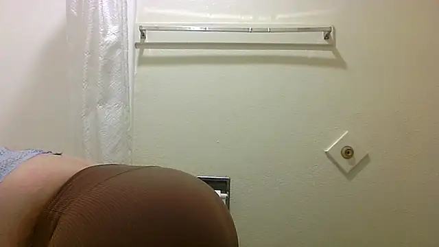 juiicy001 online show from 7, 2, 2026