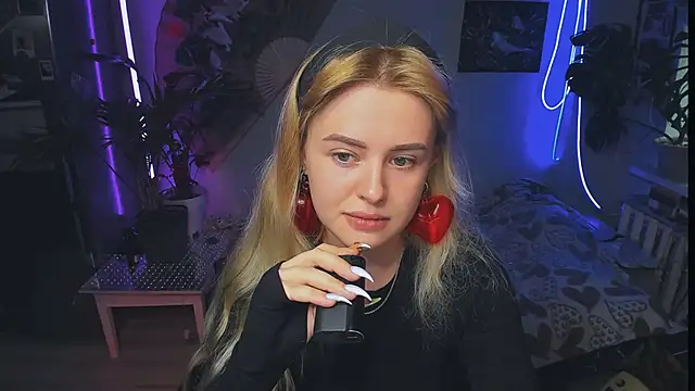 Alexa  Pears online show from 27, 9, 2025