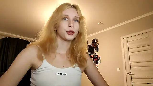 Fafa Fluff online show from 12, 10, 2025