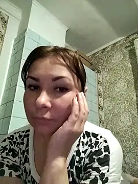 Snapshot of Mia24Blove chatting on 13, 10, 2025 Mia24Blove online show from 13, 10, 2025