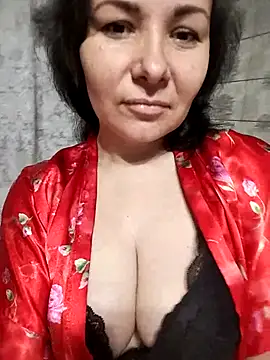 Snapshot of Mia24Blove chatting on 15, 10, 2025 Mia24Blove online show from 15, 10, 2025