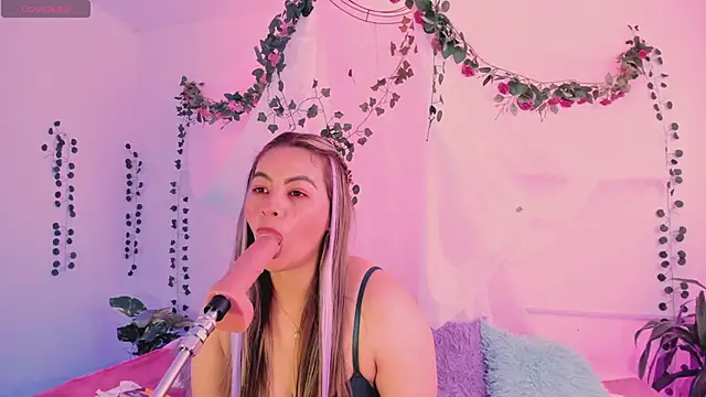 chubbyZoe online show from 12, 11, 2025