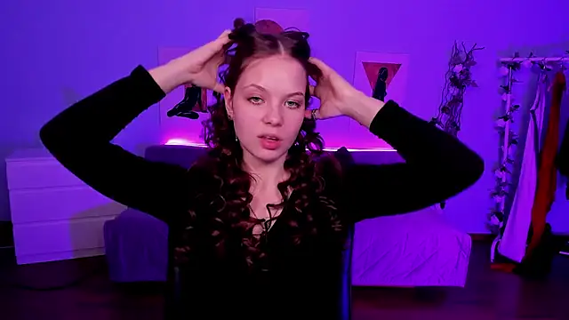 BetsyKiss online show from 28, 4, 2026