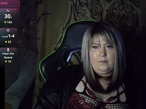 YuliiaSan online show from 10, 11, 2025