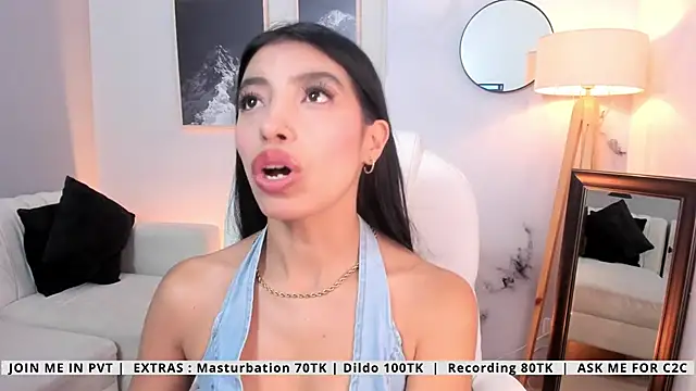 Tiffany Low online show from 15, 4, 2026