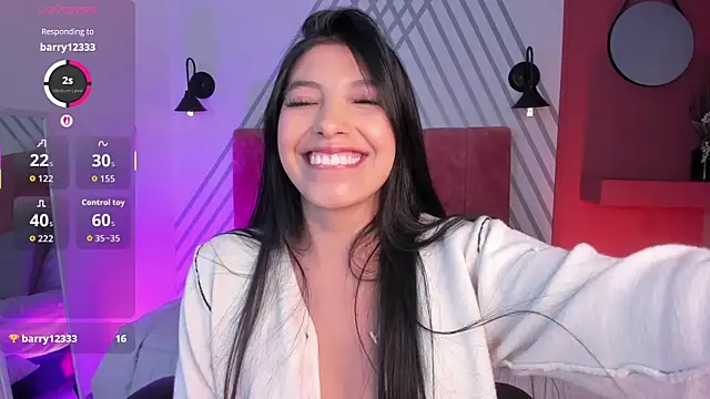 Tiffany Low online show from 5, 10, 2025