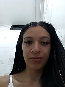 MiQeilaSweet online show from 19, 4, 2026