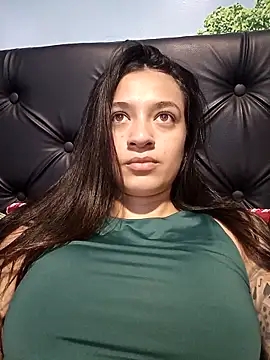 MiQeilaSweet online show from 14, 12, 2025