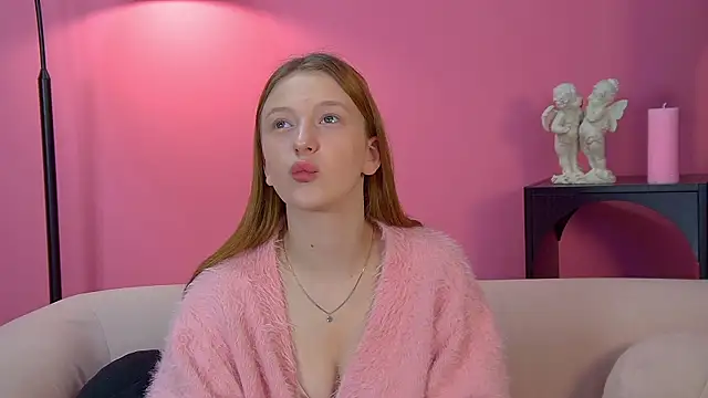 BeatriceBinoche online show from 6, 2, 2026