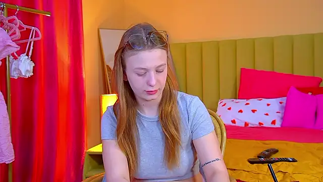 BeatriceBinoche online show from 10, 3, 2026