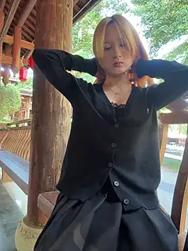 yuki june online show from 13, 11, 2025