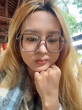 yuki june online show from 22, 12, 2025