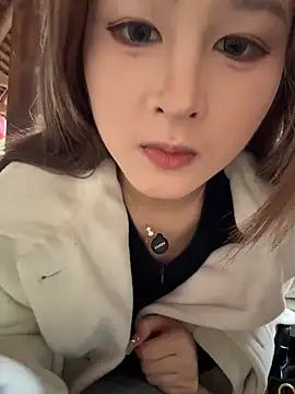 yuki june online show from 11, 2, 2026