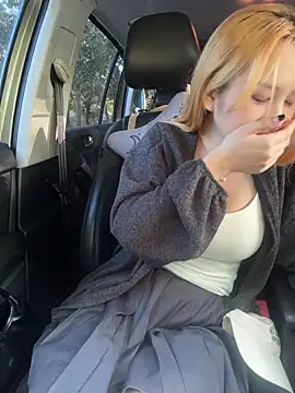 yuki june online show from 12, 11, 2025