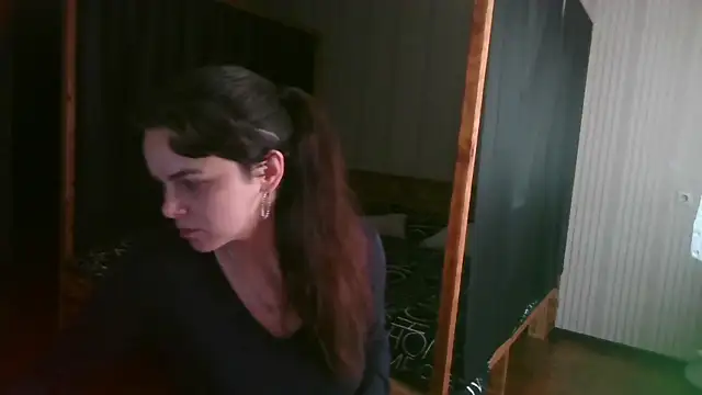 Snapshot of EthelsLover chatting on 2, 6, 2026 EthelsLover online show from 2, 6, 2026