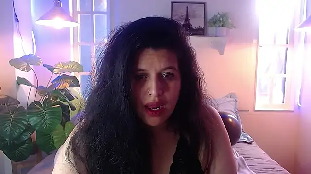 Andrea secret  online show from 8, 4, 2026