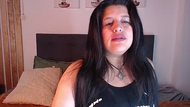 Andrea secret  online show from 2, 11, 2025