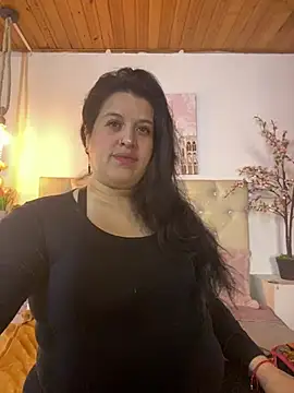 Andrea secret  online show from 12, 7, 2026